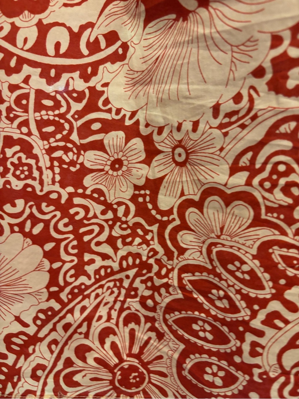 Umgee Red and Cream Floral V-Neck Blouse - Picture 3 of 3